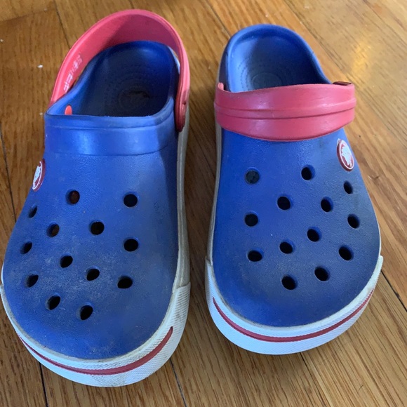 Crocs - Picture 2 of 3